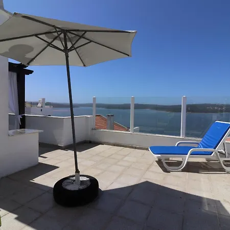 Daire Beguest Lagoon House Nadadouro