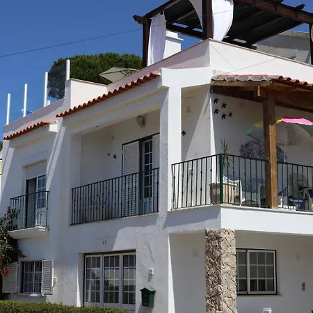 Beguest Lagoon House Nadadouro