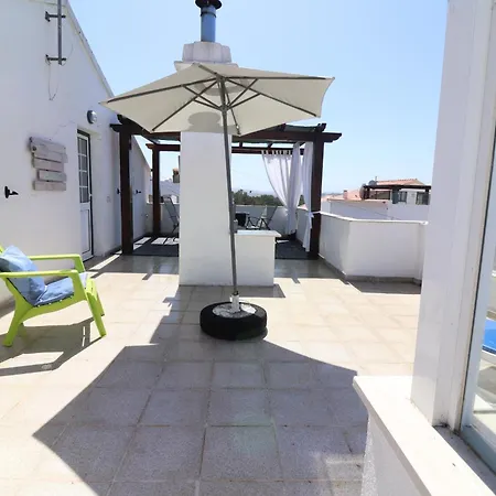 Beguest Lagoon House Nadadouro